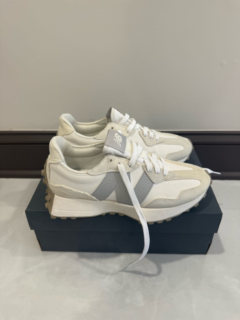 New Balance 327 Cream & Gray Retro Runner Sneakers